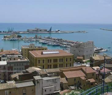 In vendita il rigassificatore di Porto Empedocle