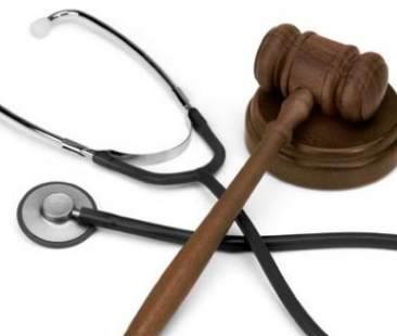 Medicina difensiva pesa circa 10 mld l’anno