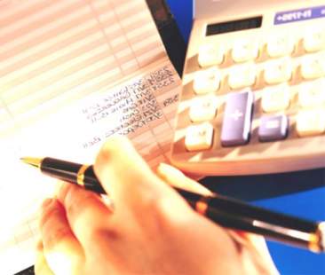 Pagamenti imprese, in Sicilia tempi biblici