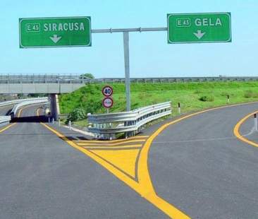Autostrade e ferrovia, Sicilia in lista nera Autostrade e ferrovia, Sicilia in lista nera