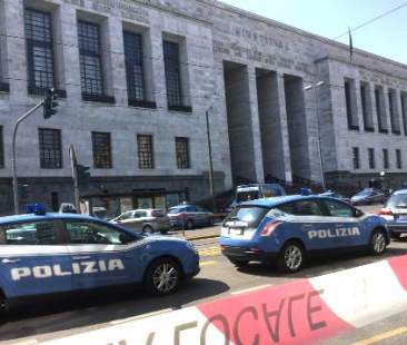 Strage nel Palazzo di Giustizia di Milano. Imputato per bancarotta uccide 3 persone