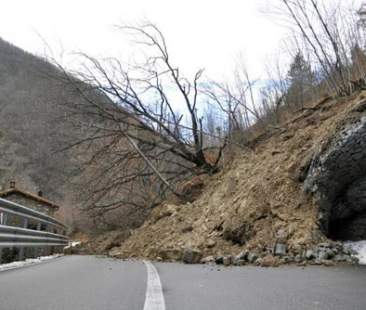Rischio naturale, tegola sulla Regione
