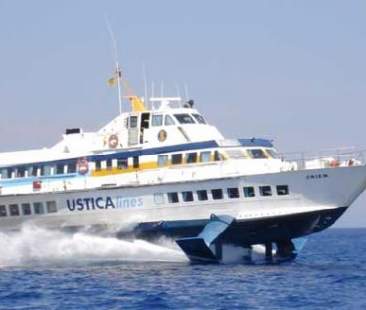 Contenzioso Regione-Ustica Lines finisce in commissione Ambiente e Territorio Contenzioso Regione-Ustica Lines finisce in commissione Ambiente e Territorio