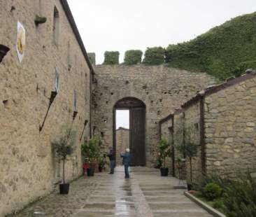 Borghi isolani: belli, vincenti… deserti Borghi isolani: belli, vincenti… deserti