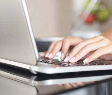 La crisi cancella le micro imprese sul web