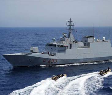 Migliaia di migranti soccorsi in mare, bambina nasce su nave