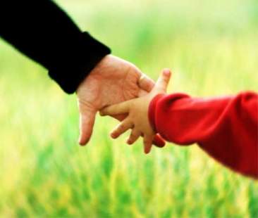 Palermo, così si scoraggia l’affido dei minori. Lunghi tempi di attesa e fondi ridotti all’osso