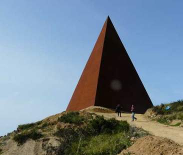 Rinascono le installazioni di Fiumara d’arte