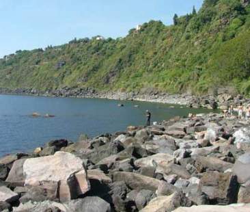 Catania – Stagione balneare ad Acireale, sicurezza divertimento e rispetto delle regole