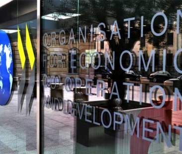 Ocse alza stime crescita Italia sul 2016 e elogia il Jobs Act Ocse alza stime crescita Italia sul 2016 e elogia il Jobs Act