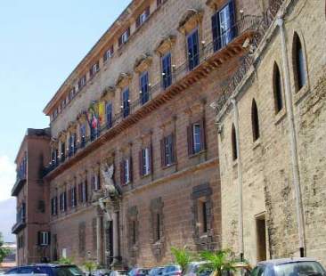 Ars, verso la revisione dei gruppi parlamentari Ars, verso la revisione dei gruppi parlamentari