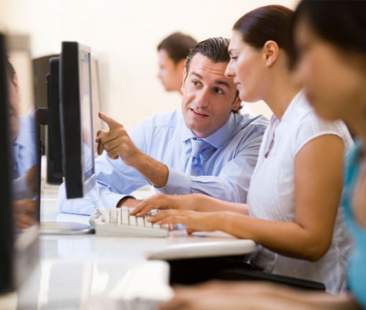 Incremento occupazionale 2015: +3,8% Italia contro -2% Sicilia Incremento occupazionale 2015: +3,8% Italia contro -2% Sicilia