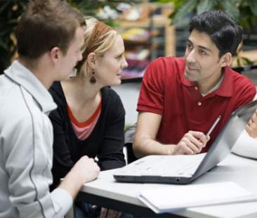 Tirocini presso Ambasciate e rappresentanze permanenti all’estero Tirocini presso Ambasciate e rappresentanze permanenti all’estero