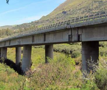 Oltre il viadotto Himera, è sfida sui tempi