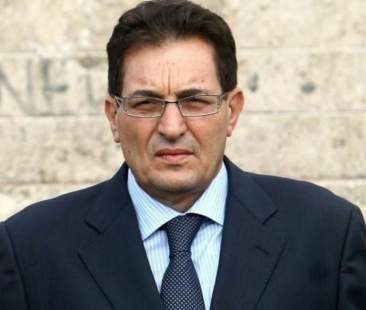 Crocetta si autosospende, Ardizzone rinvia l’Aula