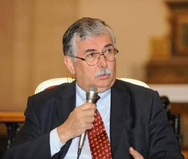 “Commissariare la Regione siciliana”. Il QdS citato da Stella sul Corriere della Sera