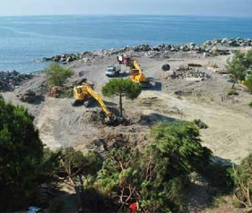 Sicilia assente contro il dissesto