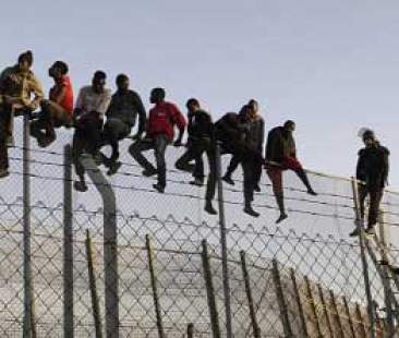 In fuga dalla Siria: “Siamo pronti ad attraversare qualunque cosa”