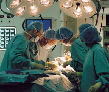 Sanità, il doppio di consulenti in 3 anni