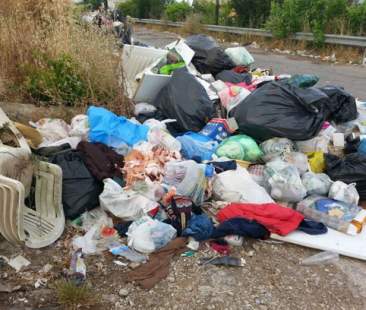 Discariche abusive: non ci sono le bonifiche, si va incontro ad una multa Ue di 2,6 mln €