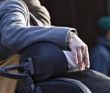 Sla, servono fondi per sostenere le famiglie