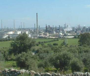 Augusta: controllo qualità dell’aria avviato monitoraggio del benzene