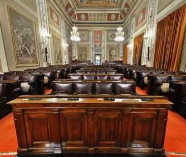 Ars, sanatoria incarichi approvata in Commissione
