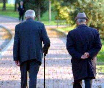 Tumori, accessibilità alle cure per gli over 70