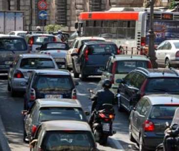 Auto in strada, Sicilia ventesima in Ue