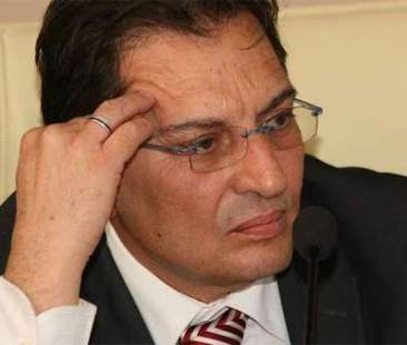 Giunta quater debole e riforma consorzi in bilico