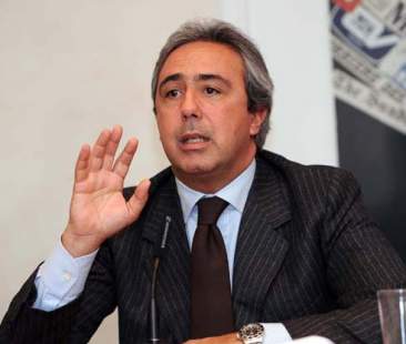 Varata la Giunta quater dopo la rinuncia di Fiumefreddo