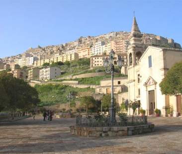 Il “modello Gangi” per i borghi siciliani Il “modello Gangi” per i borghi siciliani