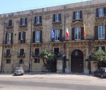 Rottamare Crocetta, salvare l’Isola