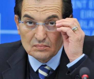 Il Presidente Crocetta resiste alla terza mozione di sfiducia