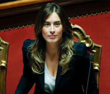 La Camera respinge la sfiducia al ministro Boschi