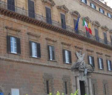 Ars, Dpef bocciato bagarre e nulla di fatto