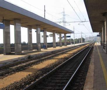 Inutili treni nuovi su binari antichi