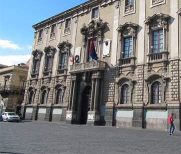 Catania – Trenta mesi di amministrazione, per Bianco è l’ora del confronto