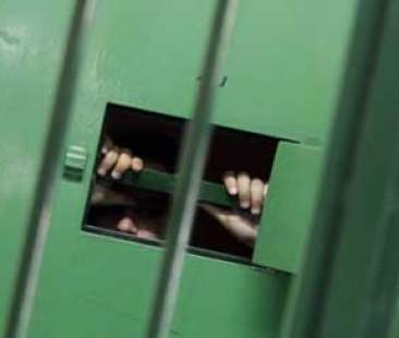 Carceri, nel 2015 meno suicidi ma la guardia va tenuta alta