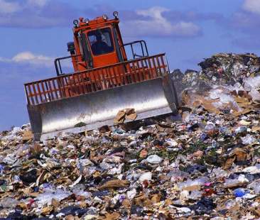 Rifiuti, responsabilità e commissariamento