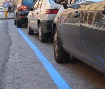 Catania – Strisce blu, in arrivo aumenti e ticket in base alle zone