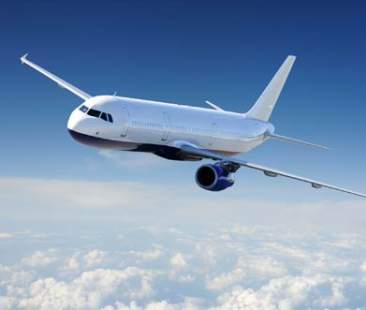 Compagnie aeree, utili alle stelle mentre i consumatori “piangono”