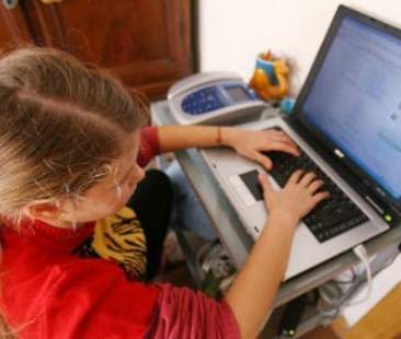 Whatsapp, facebook e gli altri: come proteggere i bambini