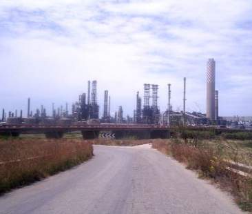 Bonifiche, scatta l’ora di Gela. Si parte dagli attuali siti Versalis