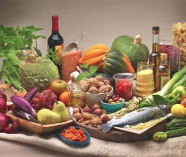 Tumori, dieta mediterranea “regina della prevenzione”