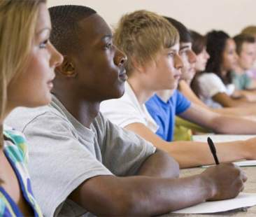 Studenti stranieri in Sicilia: uno su due si sente italiano