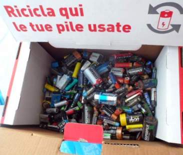 Le nuove disposizioni per lo smaltimento delle pile