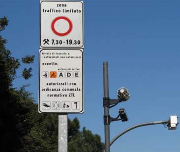 Palermo – Ztl, Tar congela la decisione Comune. Slitta l’entrata in vigore