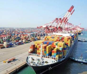 Nel 2015 export prodotti non oil +12,3%, crollano i petroliferi (-19,4%)