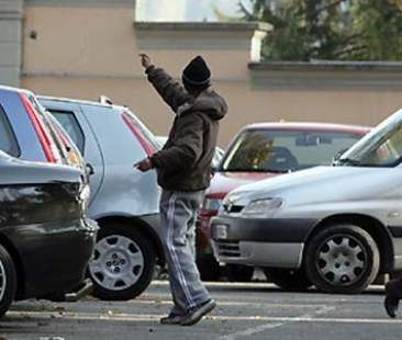Mondello è ostaggio degli irregolari